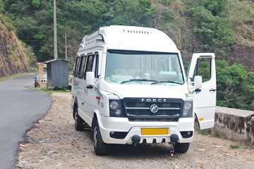 17 Seater Tempo Traveller Rentals